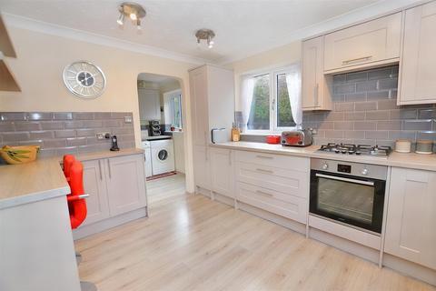 3 bedroom chalet for sale, The Turning, Sheringham