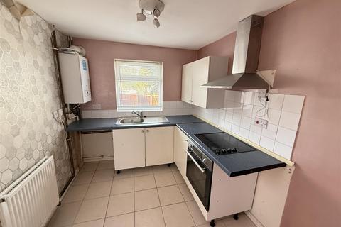 2 bedroom terraced house for sale, Rosliston Road, Burton On Trent DE15