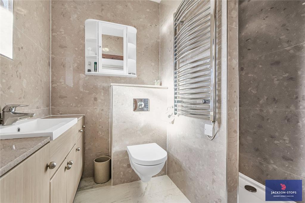 Ensuite To Bedroom 1