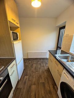 2 bedroom maisonette to rent, Taunton Way, Stanmore HA7