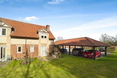 2 bedroom end of terrace house for sale, Hollins Hall, Killinghall, Harrogate, HG3 2GN