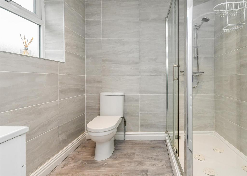 2 Yeadon Gardens Rev A.jpg