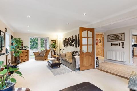 undefined, Great Woodcote Park, Purley CR8