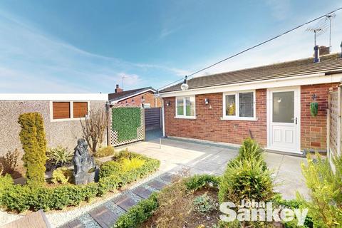 2 bedroom semi-detached bungalow for sale, Rosemont Close, Sutton-In-Ashfield, NG17