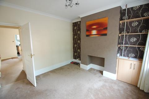 2 bedroom house to rent, Wetmore Road, Burton upon Trent DE14