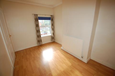 2 bedroom house to rent, Wetmore Road, Burton upon Trent DE14