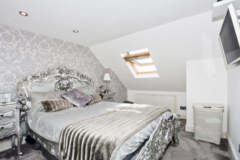 9 Ashcroft Crescent, Sidcup, DA15 8NT