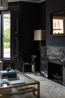 9 Ravenstone Road, London, N8 0JT
