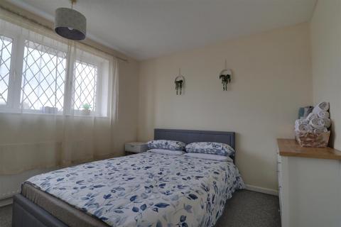 2 bedroom mews for sale, Rochester Crescent, Crewe