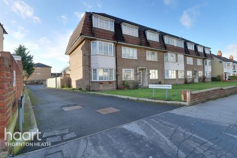 2 bedroom flat for sale, Osborne Road, Thornton Heath