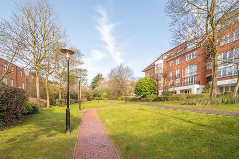 1 bedroom flat for sale, Westfield Lodge, Hampstead, London, NW3