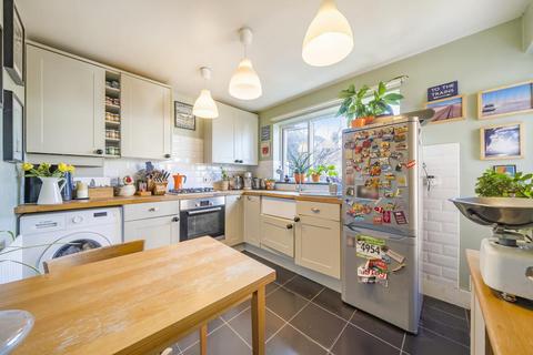 2 bedroom flat for sale, High View Road, Crystal Palace