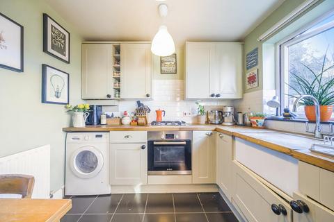 18a High View Road, London, SE19 3SS