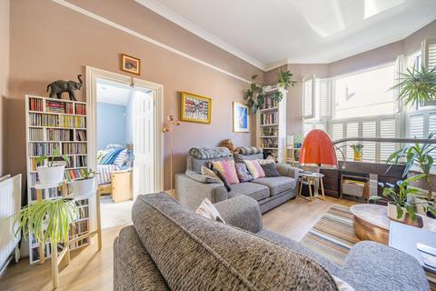 18a High View Road, London, SE19 3SS