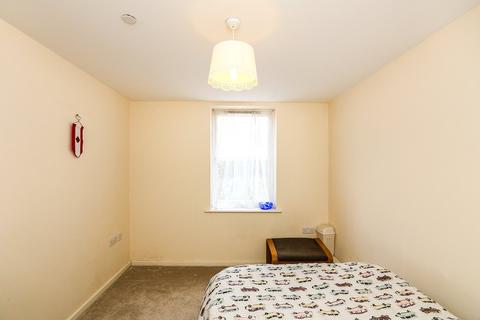 2 bedroom flat for sale, Grove Road, Hertfordshire SG4