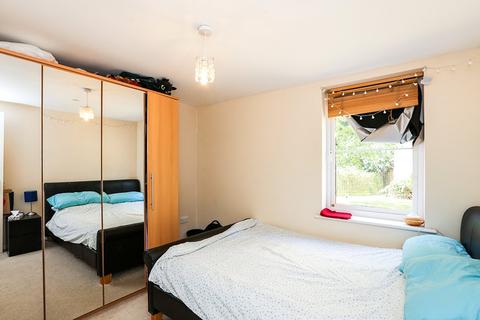 2 bedroom flat for sale, Grove Road, Hertfordshire SG4