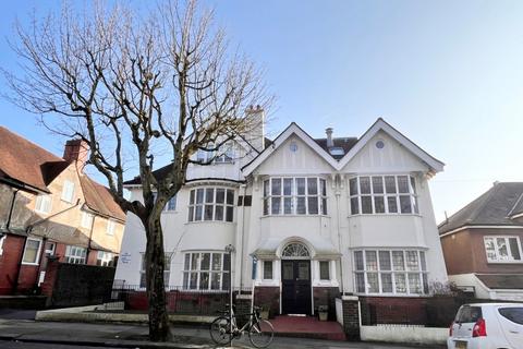 1 bedroom flat for sale, Windlesham Mansions, Hove