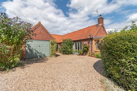 4 bedroom detached bungalow for sale, Wells Road, Stiffkey, NR23