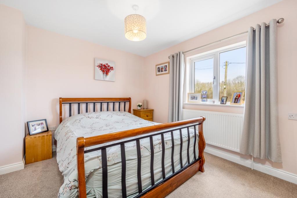 9 Woolsthorpe Road (Woolsthorpe By Colsterworth)-4