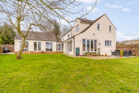 9 Woolsthorpe Road, Woolsthorpe By Colsterworth, Grantham, NG33 5NT