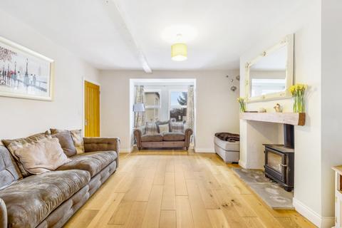 9 Woolsthorpe Road, Woolsthorpe By Colsterworth, Grantham, NG33 5NT