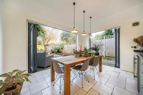 11 Calais Street, London, SE5 9LP