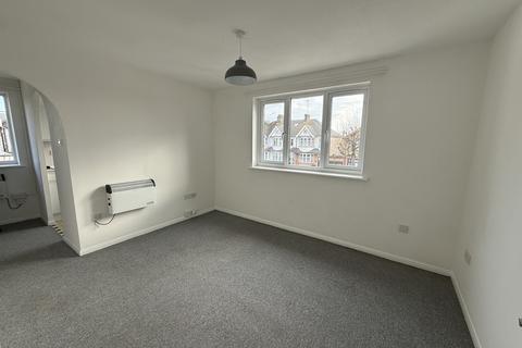 Studio for sale, 116 Burnham Road, Chingford, E4