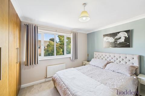 2 bedroom end of terrace house for sale, Squires Court, Chertsey, Surrey, KT16