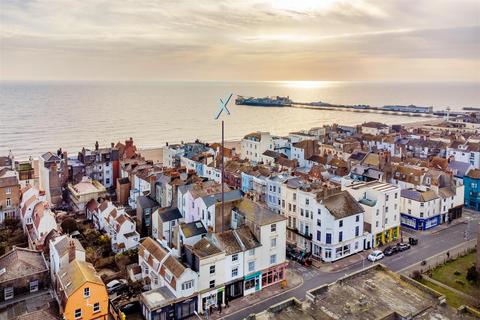 4 bedroom house for sale, Upper St. James's Street, Brighton