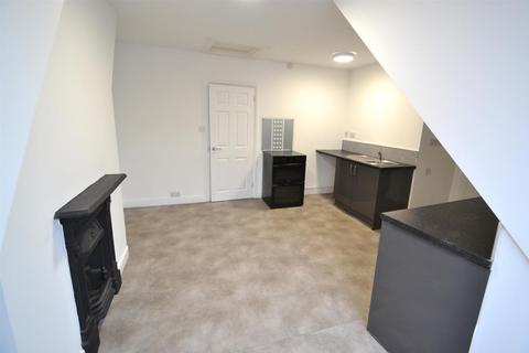 1 bedroom flat to rent, Mount Street, Cromer, Norfolk