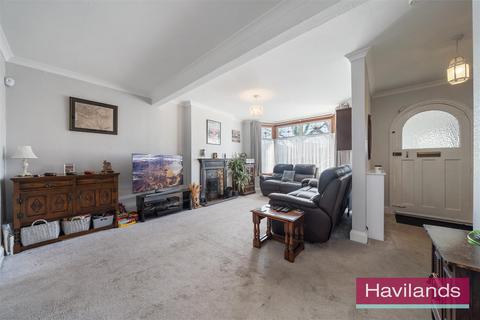 3 bedroom semi-detached house for sale, Fountains Crescent, London