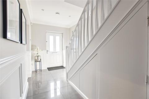 28 Fernheath Way, Dartford, DA2 7PF