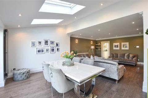 28 Fernheath Way, Dartford, DA2 7PF