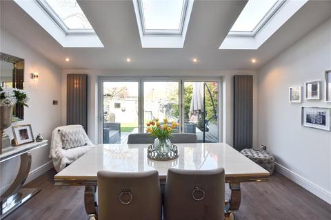28 Fernheath Way, Dartford, DA2 7PF