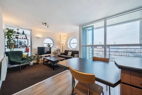 2 bedroom flat for sale, Baltic Quay, Sweden Gate, Surrey Docks SE16