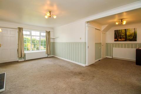 2 bedroom maisonette for sale, Tudor Close, Pontefract WF8