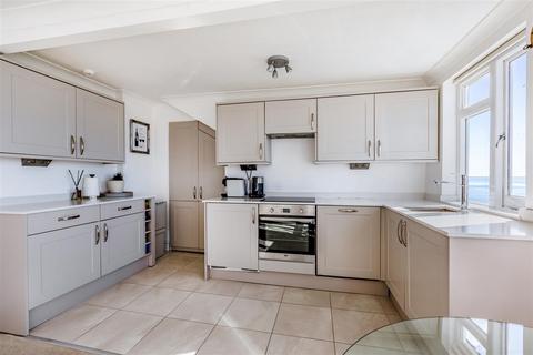 2 bedroom apartment for sale, Kings Gardens, Hove