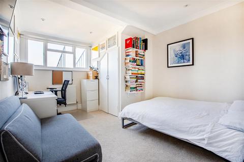 2 bedroom apartment for sale, Kings Gardens, Hove