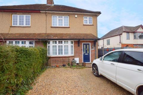 3 bedroom semi-detached house for sale, Chesham Road, Bovingdon, Hemel Hempstead