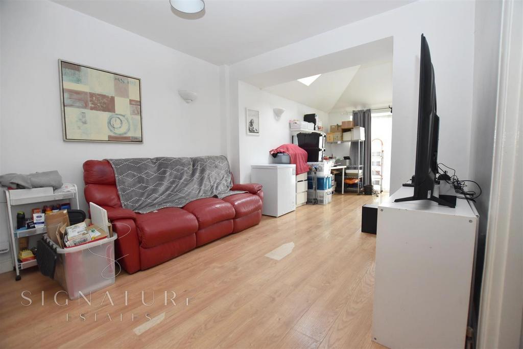 Living Room.jpg