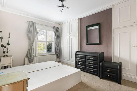 2 bedroom maisonette for sale, Richmond Road, New Barnet, EN5