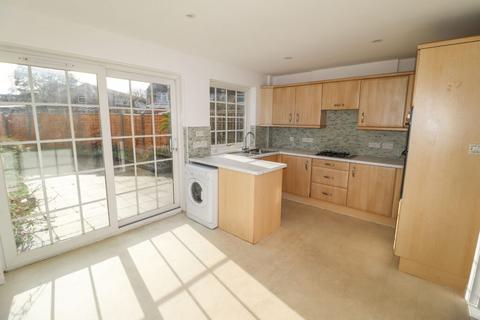 4 bedroom townhouse for sale, Station Road, Hayling Island