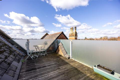 2 bedroom duplex for sale, Coombe Road, Kingston Upon Thames, United Kingdom, KT2