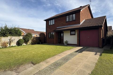 4 bedroom detached house for sale, Holme Crescent, Royton