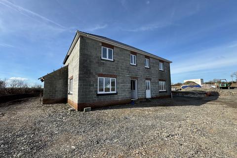 3 bedroom semi-detached house for sale, Horeb, Llandysul, SA44