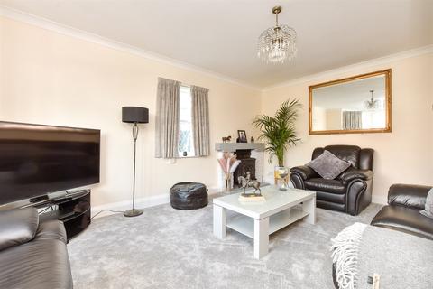 4 bedroom detached house for sale, Brighton Road, Horley RH6