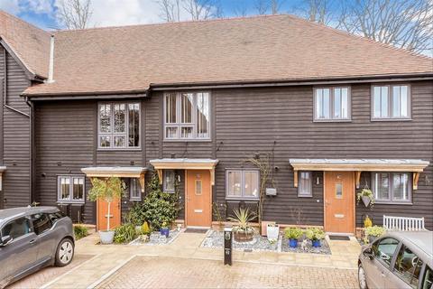 42 Cherry Tree Lane, Ewhurst, Cranleigh, GU6 7GG