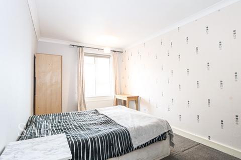 2 bedroom flat to rent, Lady Margaret Road, Southall, UB1