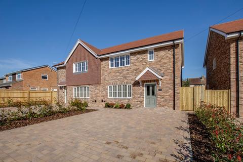 3 bedroom semi-detached house for sale, Chilton Close, High Wycombe HP10