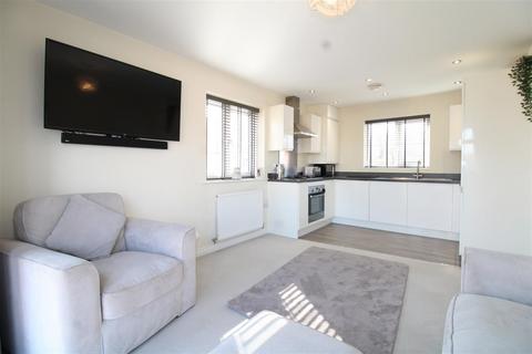 2 bedroom apartment for sale, Field Sidings Way, Kingswinford